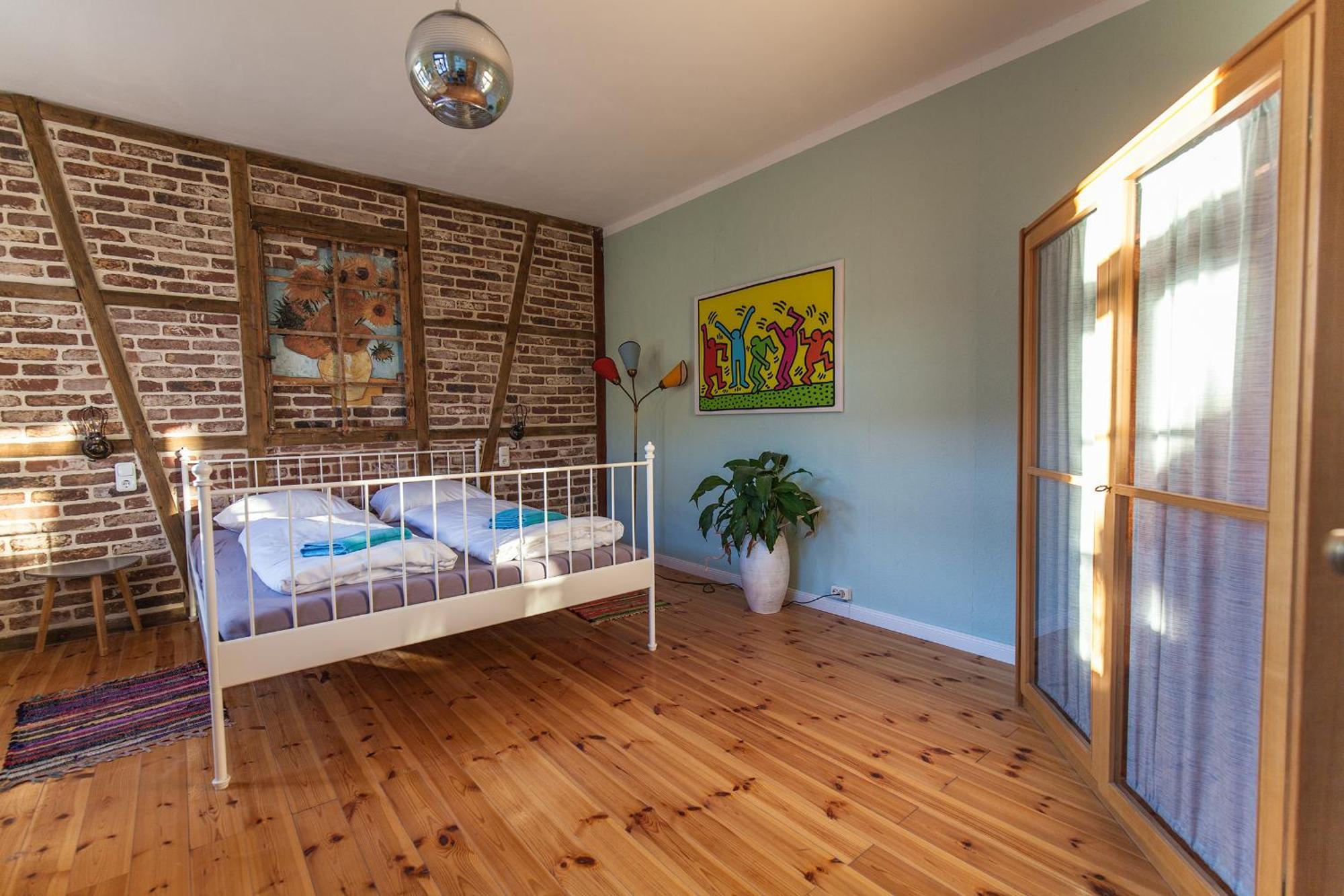 Eschenhof Quartier Aparthotel Бергхайм Екстериор снимка
